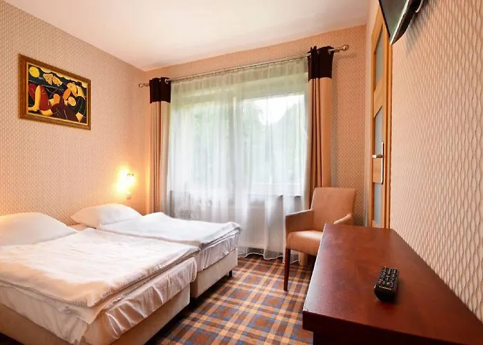 Bed & Breakfast Dworek Lesny