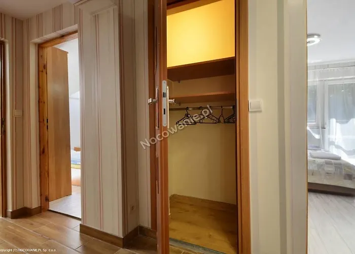 Bed & Breakfast Dworek Lesny Kudowa-Zdrój